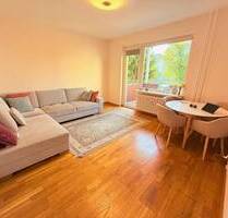 Helle Balkonwohnung im grünen Schmargendorf! *unvermietet* - Berlin