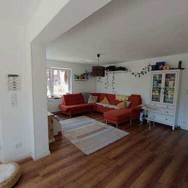 Wohnbereich_Haupthaus - 6 Zimmer Einfamilienhaus in Adendorf