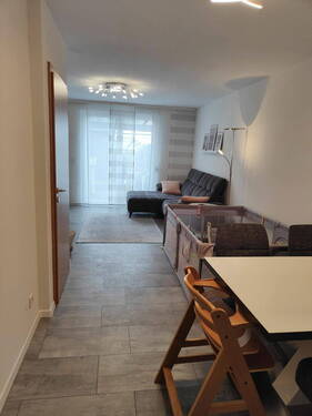 Wohnzimmer/Esszimmer - 