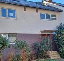 Großes Reihenmittelhaus mit Garage in Großkrotzenburg