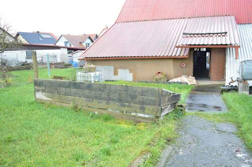 kleiner Garten hinter der Scheune - 