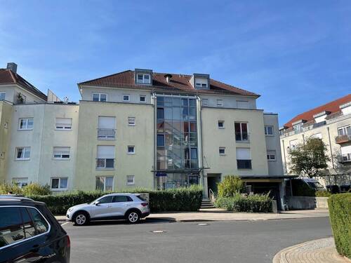 Frontansicht - 2 Zimmer Etagenwohnung zum Kaufen in Dresden