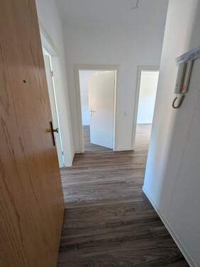 Bild 3 - 3 Zimmer Etagenwohnung zur Miete in Schkeuditz