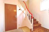 Kellertür-Treppe ins OG - 