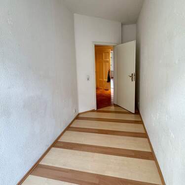 Helles Kinderzimmer - 