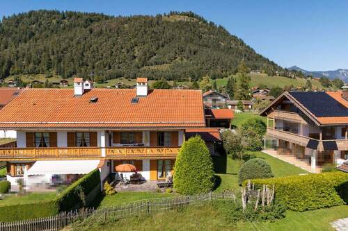 Außenaufnahme - 4 Zimmer Doppelhaushälfte zum Kaufen in Wallgau