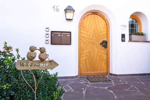 Außenaufnahme Eingang - 