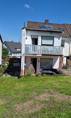 Hausansicht von hinten.jpg - Doppelhaushälfte - 269.000,00&nbsp;EUR Kaufpreis, ca.&nbsp; 140,00&nbsp;m&sup2;&nbsp;Wohnfl&auml;che