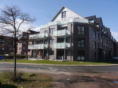 Das Mehrfamilienhaus - 3 Zimmer Terrassenwohnung zur Miete in Buchholz in der Nordheide