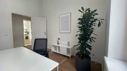 Die gesamte Einheit - Privates Büro - 