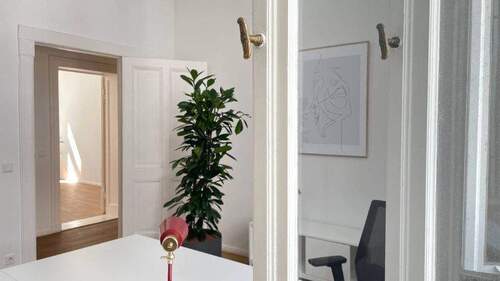 Die gesamte Einheit - Privates Büro - 