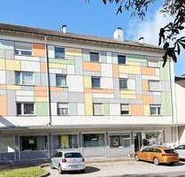 LadengeschäftGewerbe: z.B. Büro, Versicherung, Wellness-Medibereich im Erdgeschoss mit 2 Stellplätzen - Gottmadingen