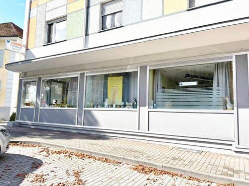Erdgeschoss -Ladenfläche - Büro zur Miete in Gottmadingen