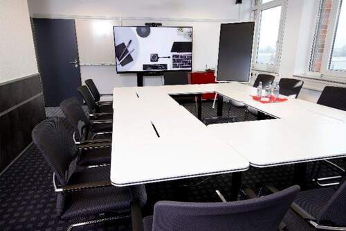 Konferenzraum bis zu 11 Personen - 