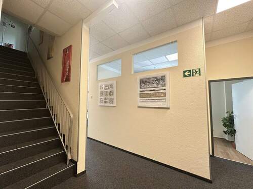 Gewerbefläche LBS - Mehrfamilienhaus, Wohnhaus mit 204,00 m&sup2; in Bad Oeynhausen zum Kaufen