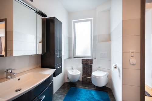 EG Wohnung 1 Bad 1 Bild 2 - 