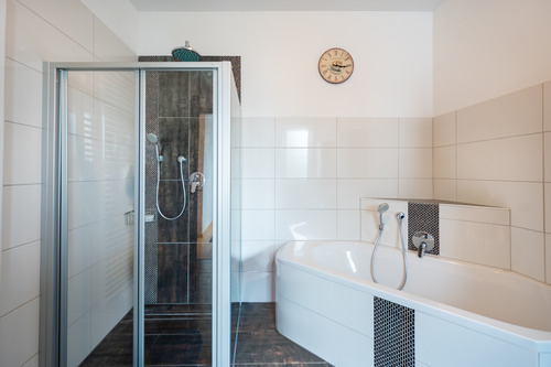 EG Wohnung 1 Bad 1 Bild 1 - 