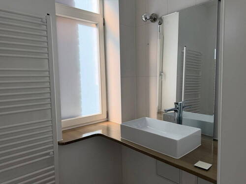 Bad - 2 Zimmer Etagenwohnung zur Miete in Stuttgart