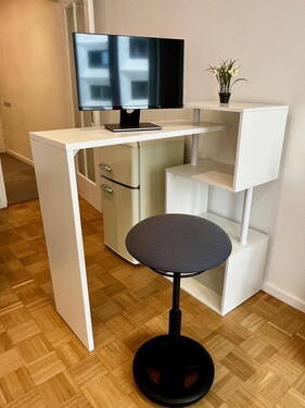 Regal mit Hochtisch - 