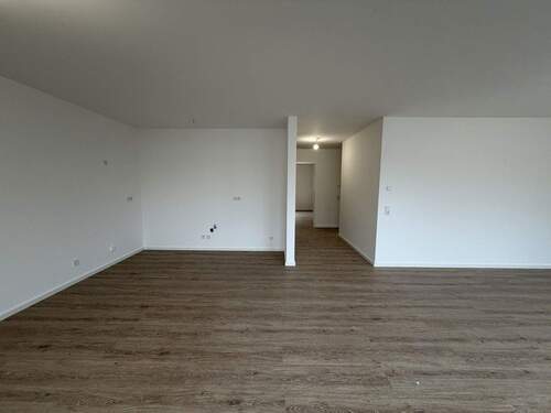 Großzügiges Wohn-/Esszimmer - Terrassenwohnung mit 100,00 m&sup2; in Köln zur Miete