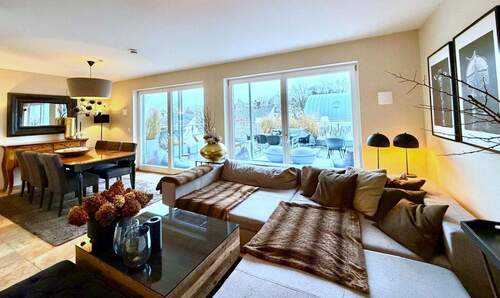 Wohn- Essbereich - 4 Zimmer Einfamilienhaus zum Kaufen in Landshut