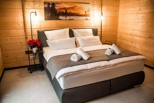 Schlafzimmer OG - 8 Zimmer Hotel, Pension, Gasthof in Offenburg