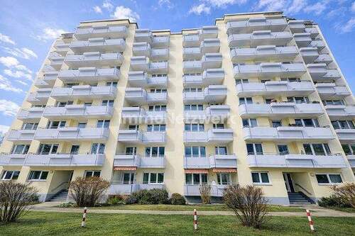 Rückseite 2 - *Großzügige Wohnung mit Balkon & Tiefgarage in München-Perlach*