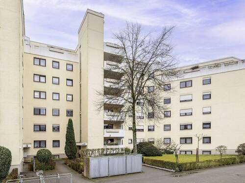 Eingang - 3 Zimmer Etagenwohnung zum Kaufen in Karlsruhe / Neureut