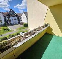 Wohnen mitten in der City, Nähe Theater: Eigentumswohnung mit Aufzug, Loggia und Tiefgarage! - Coburg