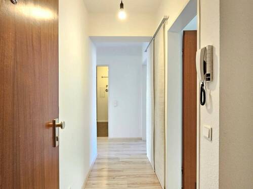 Flur - 2 Zimmer Etagenwohnung in Coburg