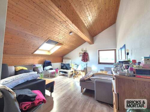 Wohnzimmer - 2 Zimmer Etagenwohnung in Halfing