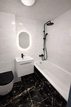 Bad - 2 Zimmer Etagenwohnung in München