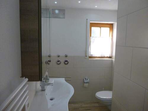 Badezimmer - 2 Zimmer Etagenwohnung zum Kaufen in Weitnau