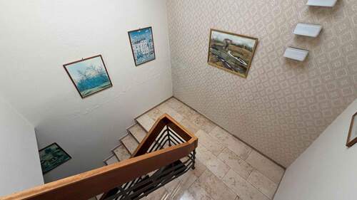 Treppenhaus zum Teilkeller - 