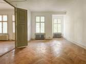 Wohnbereich - 5 Zimmer Etagenwohnung zum Kaufen in Berlin