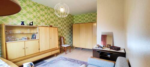 Kinderzimmer 1 Blick Tür.jpg - 