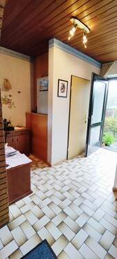 Diele und Garderobe.jpg - Mehrfamilienhaus, Wohnhaus in Oldenburg zum Kaufen