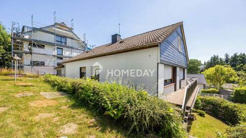 Außenansicht 3 - 8 Zimmer Mehrfamilienhaus, Wohnhaus zum Kaufen in Burscheid