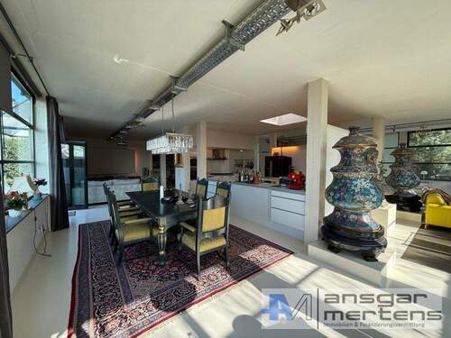 Essen - Mehrfamilienhaus, Wohnhaus mit 251,20 m&sup2; in Mönchengladbach / Hardterbroich-Pesch zum Kaufen