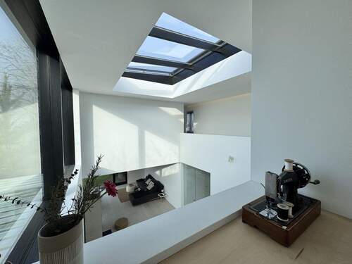 Obergeschoss - Blick in die Galerie... - 