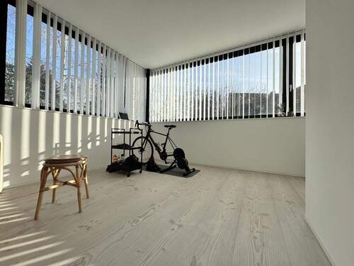 Erdgeschoss - Büro-/Kinderzimmer... - 