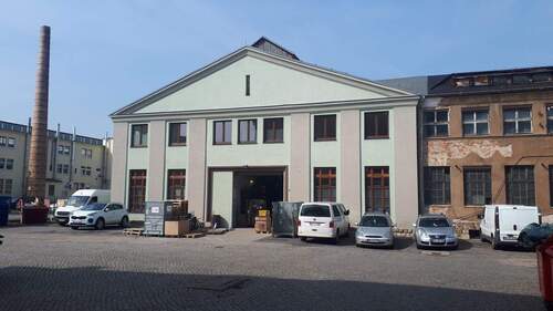 Außenansicht - Gewerbehalle im Dresdner Osten zu vermieten