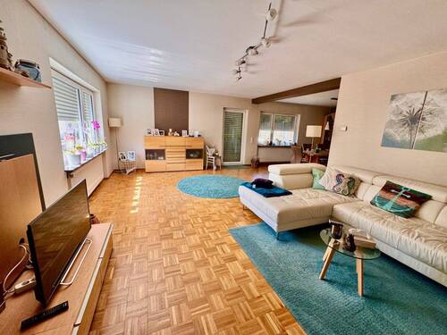 EG Wohn-/Esszimmer - Einfamilienhaus mit 190,00 m² in Kordel zum Kaufen