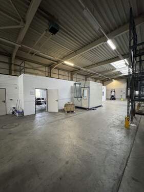 Halle - Halle zur Miete in Bietigheim-Bissingen