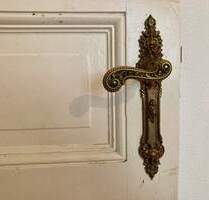 Bezugsfrei! Stilvolle Altbauwohnung mit Mini-Terrasse im beliebten Winsviertel - Berlin Prenzlauer Berg