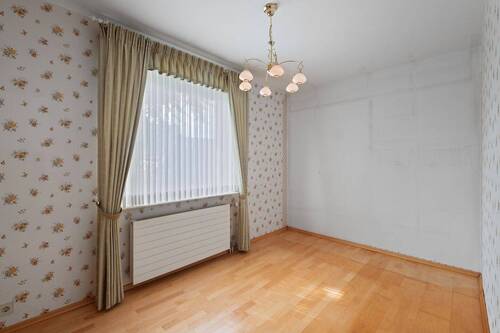 Kinder-/ Arbeitszimmer - 