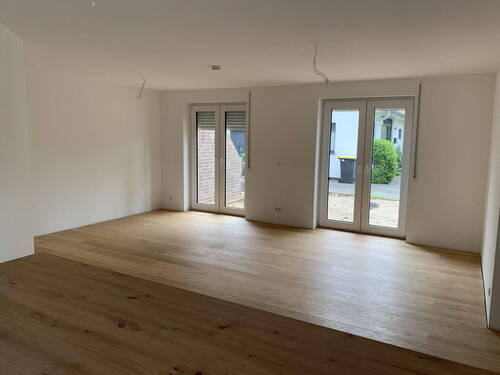 Blick ins Wohn-Esszimmer - 