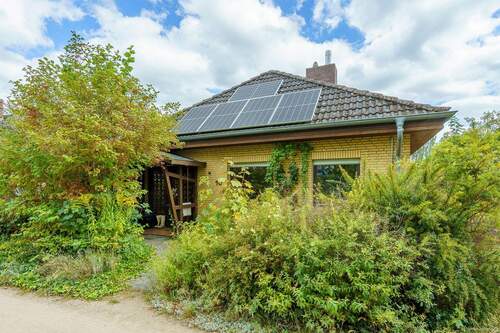 Vorgarten - Einfamilienhaus mit 105,70 m² in Malente zum Kaufen