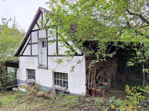 Ende Hauptgebäude - 