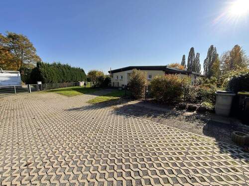 Eingang - Bürofläche - 